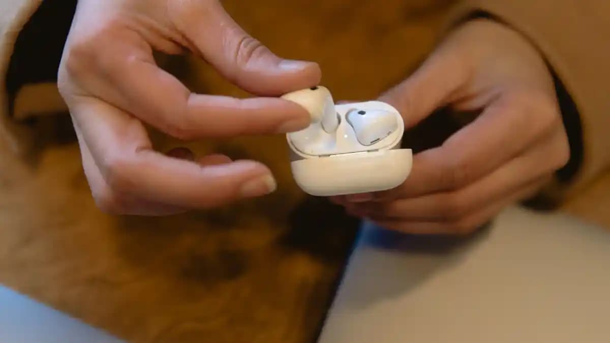 AirPods 4 Şarj Problemleri ve Çözüm Yolları: Kullanıcılar İçin Rehber