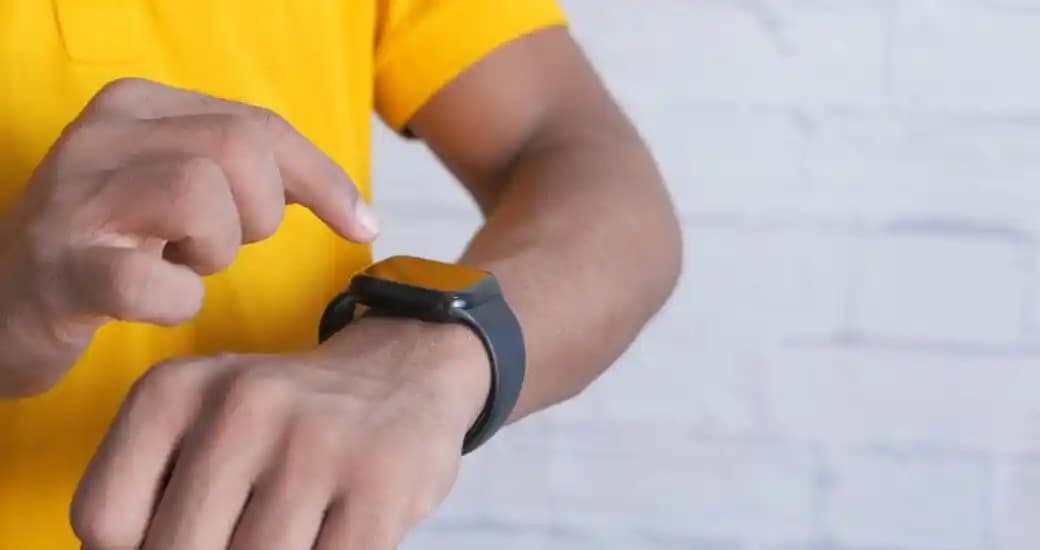 Akıllı Saatlerde Şarj Süresi ve Kullanıcı Deneyimleri Güncel Durum Analizi