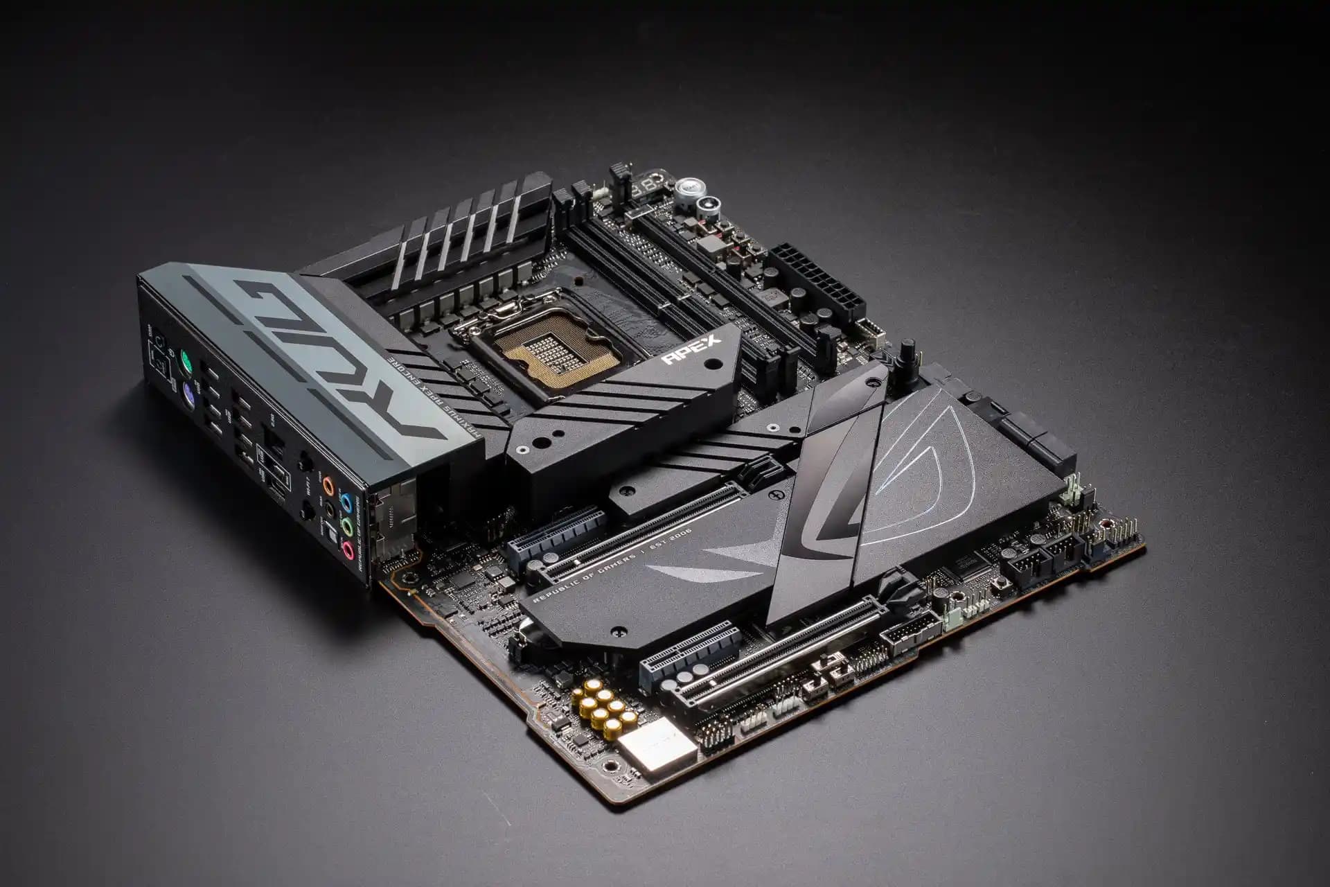 Anakart Modelleri ve Seçim Kriterleri: Performans ve Uyum İçin Rehber