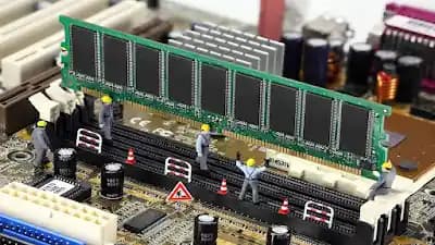 Bilgisayar RAM Artırma Rehberi: Performansı Yükseltmenin Temel Yolları ve Adımları