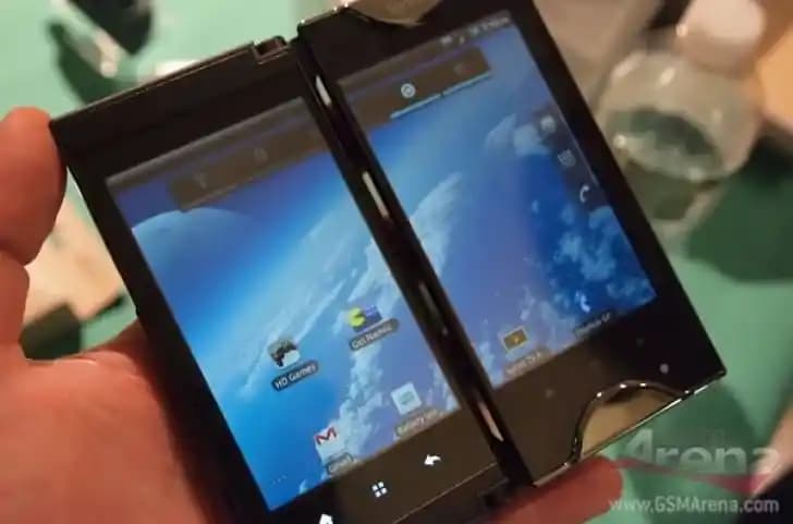 Çift Ekranlı Akıllı Telefonlar: Mobil Teknolojide Yeni Dönem ve Kullanım Avantajları