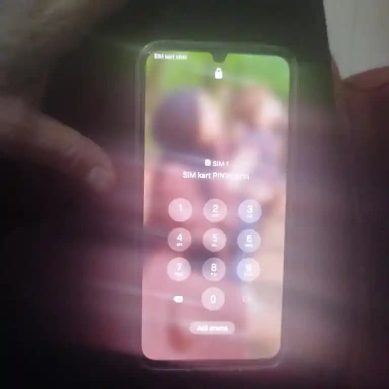 Dokunmatik Ekran Sorunları ve Çözüm Yolları: Temizlik, Güncelleme ve Teknik Destek