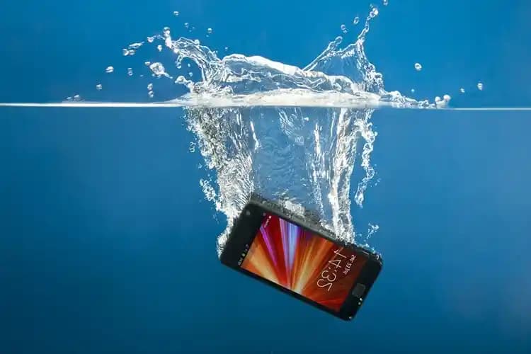 Ekrana Su Kaçması Durumunda Yapılması Gerekenler ve Önleyici Tedbirler