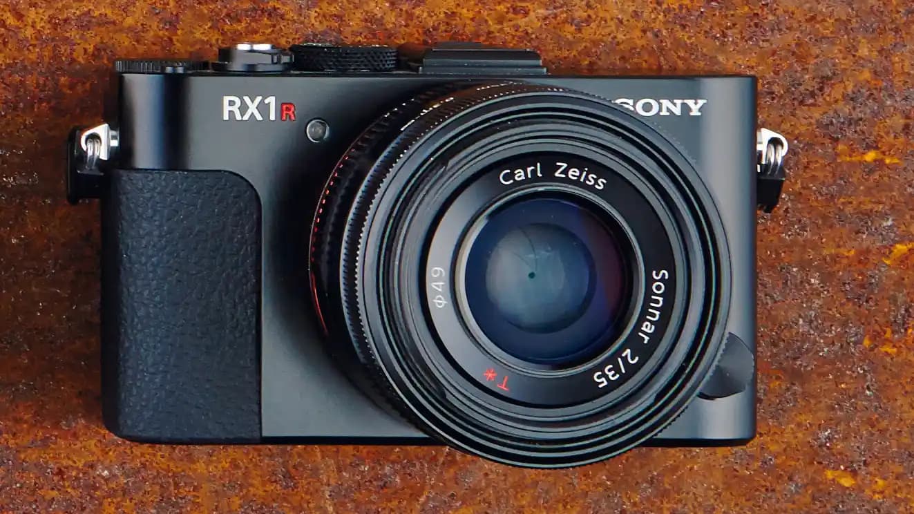 Eski Sony Kameraların Özellikleri ve Günümüzdeki Değeri Hakkında Detaylı Bilgi