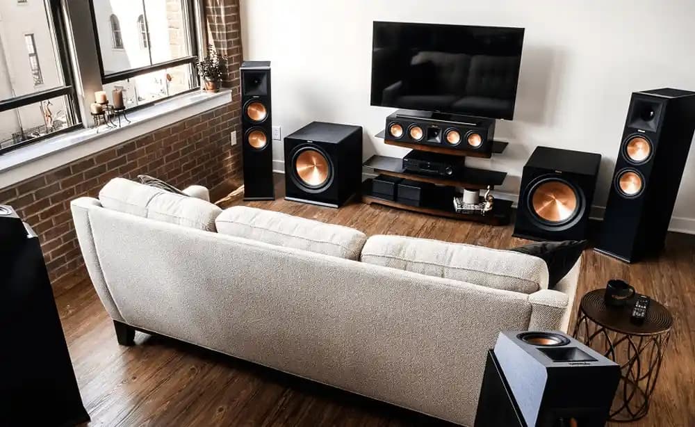 Hi-Fi Ses Sistemleri: Yüksek Kalitenin Temel Özellikleri ve Kullanım Alanları