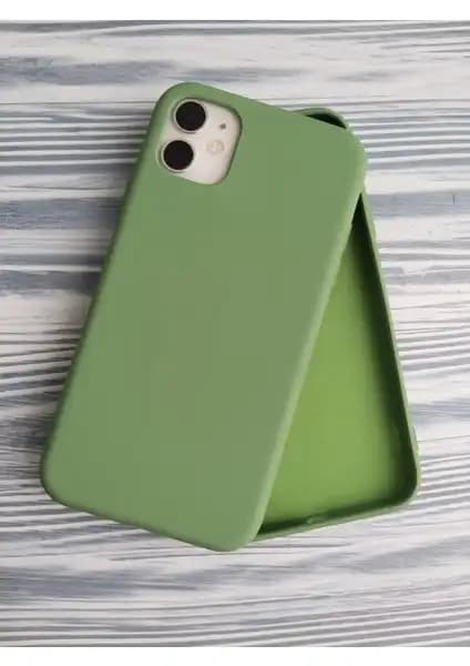 İki Popüler iPhone 11 Kılıfını Karşılaştırma ve Hangi Seçeneğin Daha Uygun Olduğunu Belirleme 2