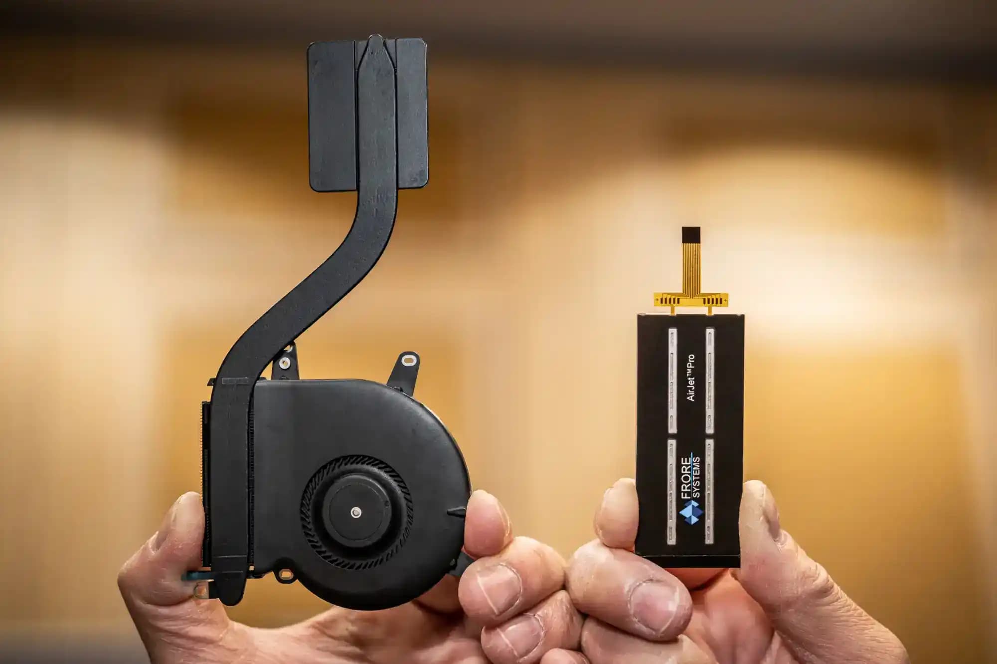 Dizüstü Bilgisayarların Soğutma Performansında Dikey ve Alışılmadık Pozisyonların Rolü