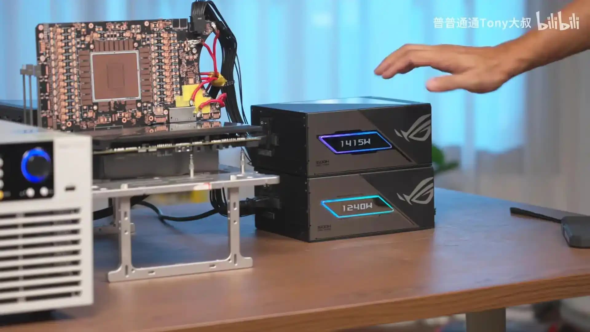 Asus'un 2600W Güç Testi ve Yeni GPU Güç Bağlantısı Teknolojisi Üzerine Analiz