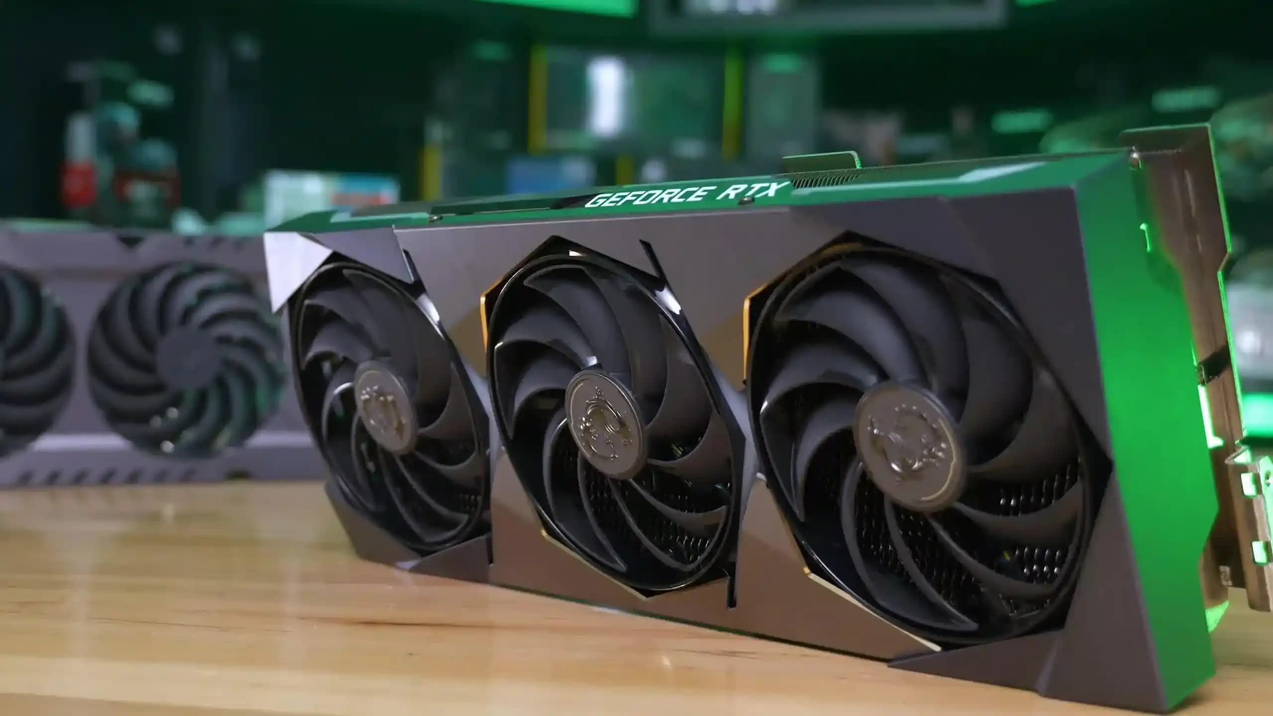 Nvidia'nın Ayrık GPU Pazarındaki %92'lik Hakimiyeti ve AI Odaklı Stratejisi