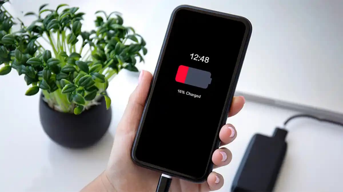 Akıllı Telefonlarda Yavaş Şarj Sorunu ve Çözüm Yolları Hakkında Kapsamlı Bilgi