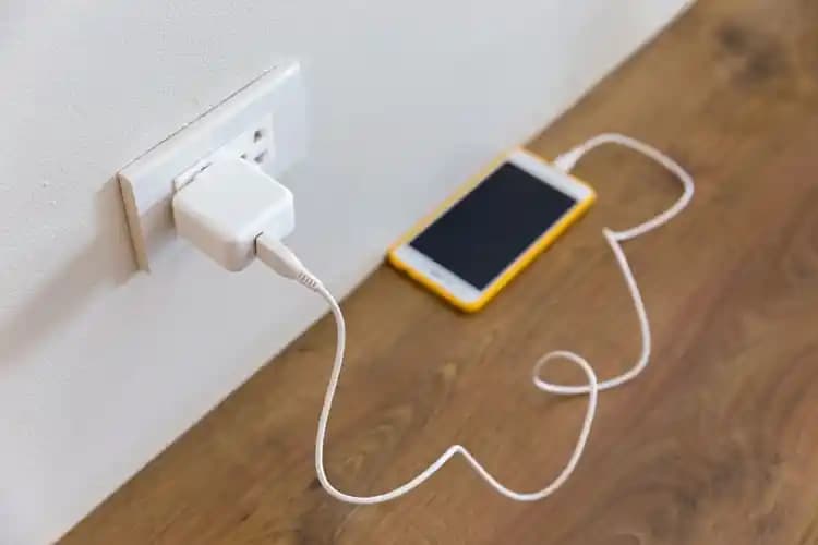 iPhone 11 Pil Kapasitesi ve Şarj Teknolojileri Hakkında Güncel Bilgiler ve Yeni Model İpuçları
