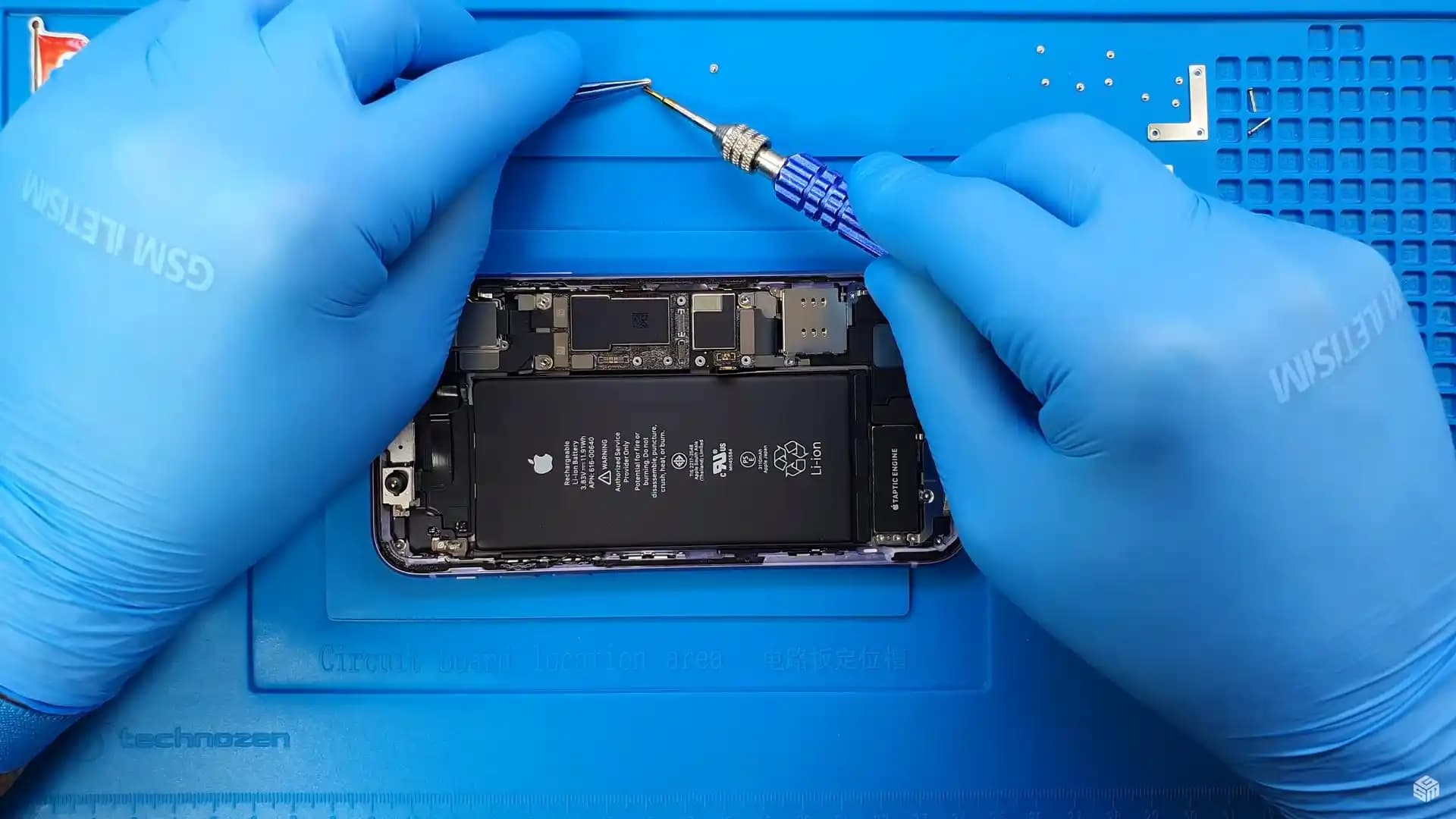 iPhone 11 Pro Max Şarj Soketi Değişimi: Süreç, Dikkat Edilmesi Gerekenler ve Uzman Tavsiyeleri