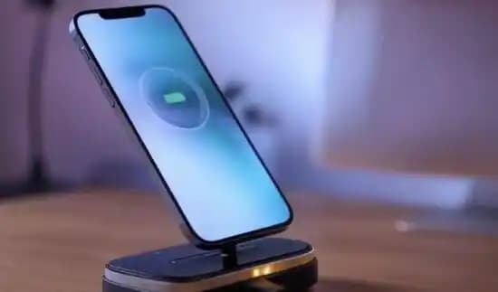 iPhone 11’de Kablosuz Şarj Özelliği ve Güncel Teknolojik Gelişmeler