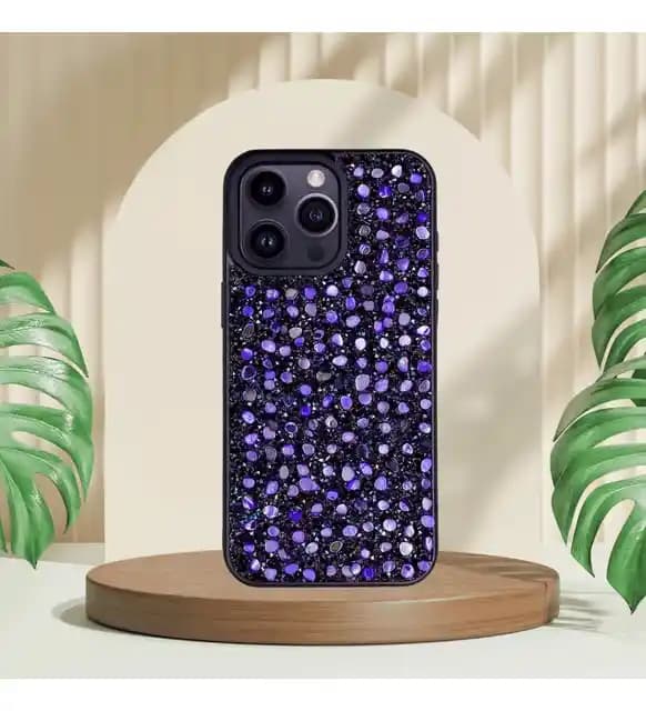 iPhone 15 Derin Mor Renk Seçenekleri ve Teknolojik Özellikler Analizi