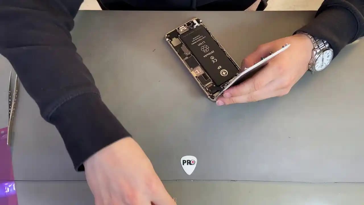 iPhone 6 Plus Pil Değişimi Rehberi: Performans Artırma ve Güncel Teknolojiler