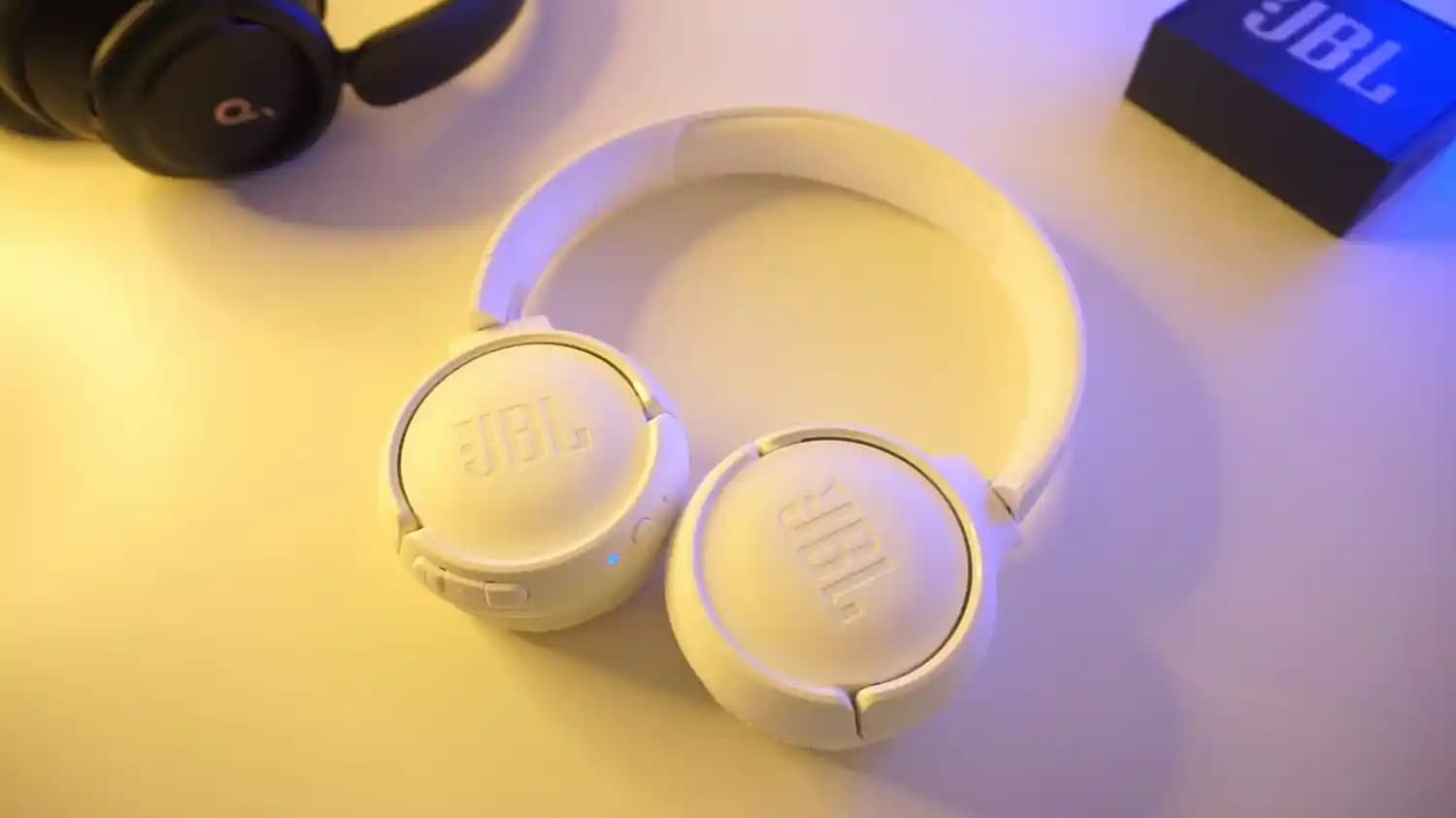 JBL Kulaklıklar: Yüksek Ses Kalitesi ve Dayanıklılık Sunan Modern Modeller