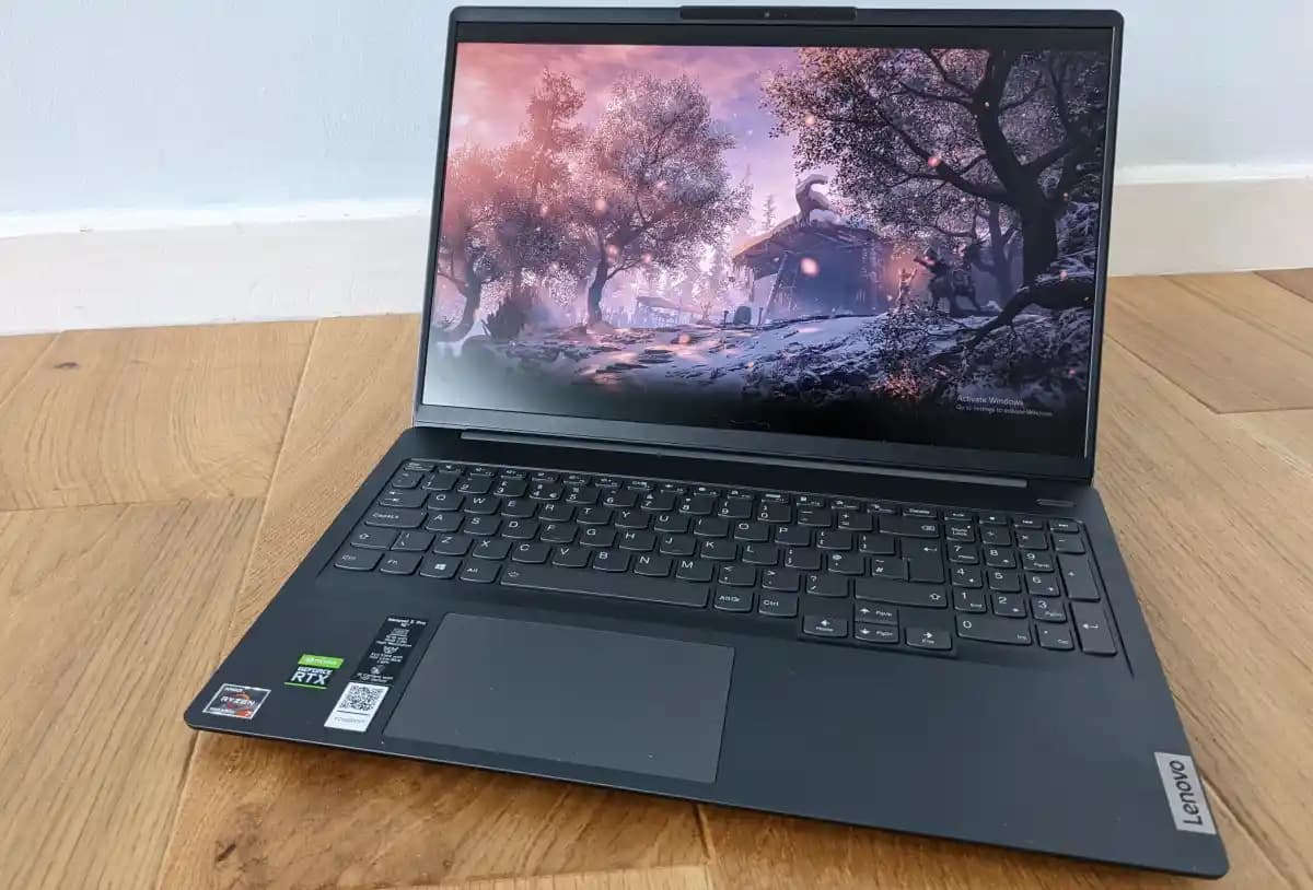 Lenovo IdeaPad 5: Şık Tasarımı ve Güçlü Özellikleriyle Çok Yönlü Dizüstü Bilgisayar