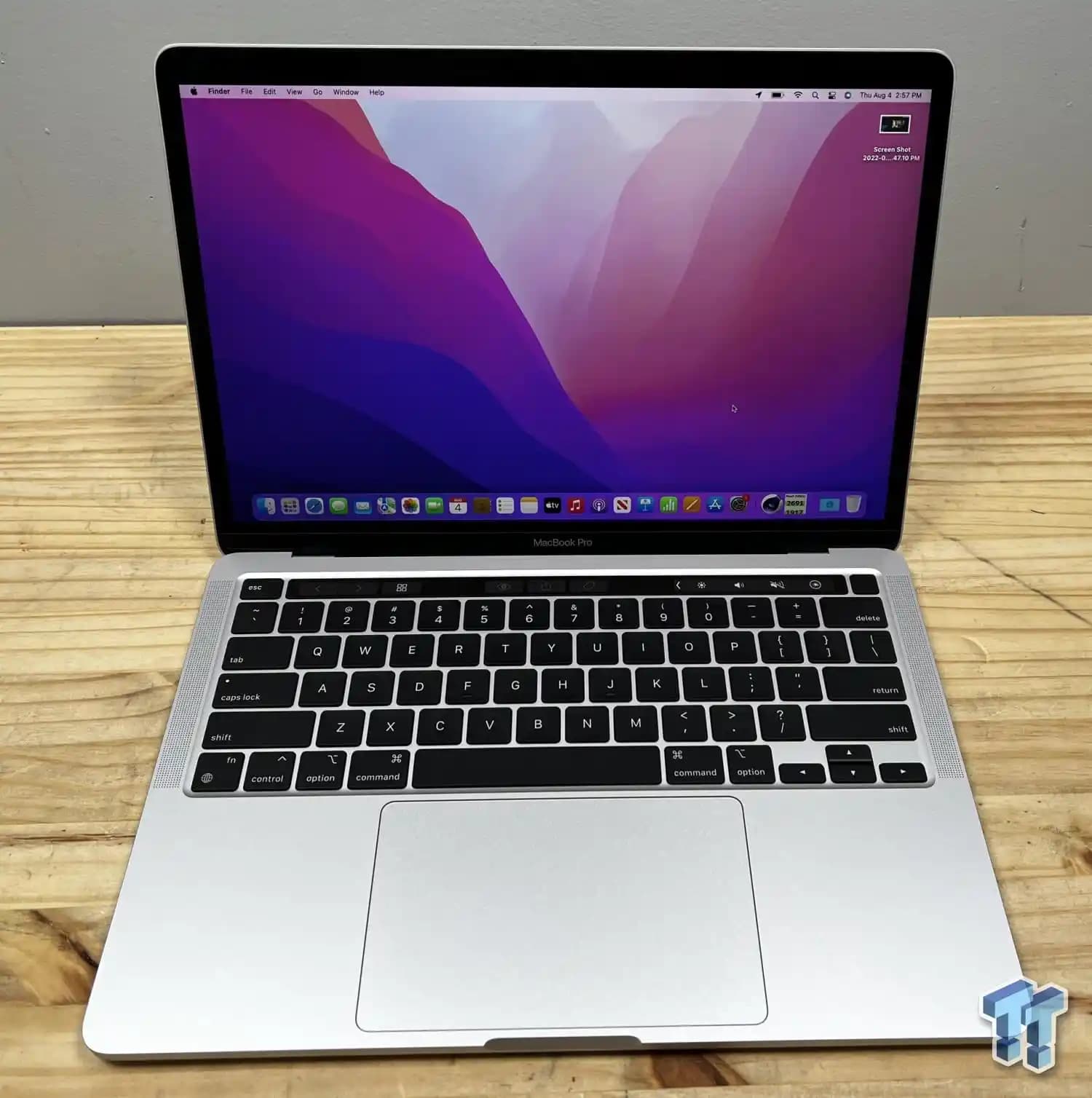 MacBook Pro 13 M2 Özellikleri ve Performans Analizi
