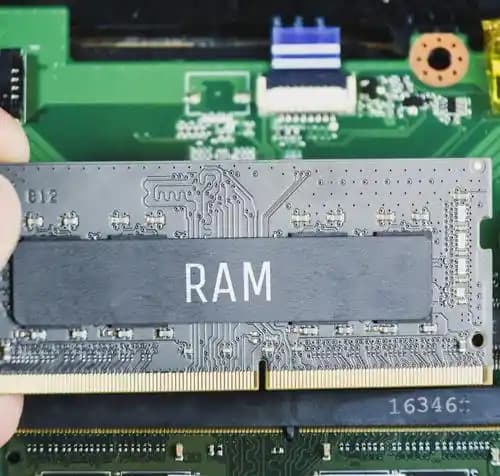 Mobil ve Dizüstü Cihazlarda RAM Artırma Yöntemleri ve Performans Artışı