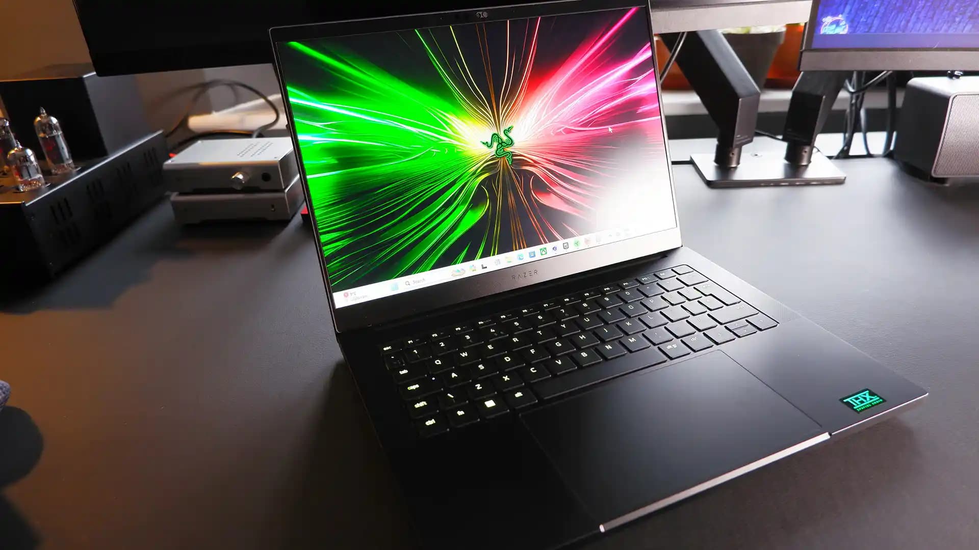 Razer Blade Dizüstü Bilgisayar Serisi: Güçlü Performans ve Modern Tasarım Özellikleri