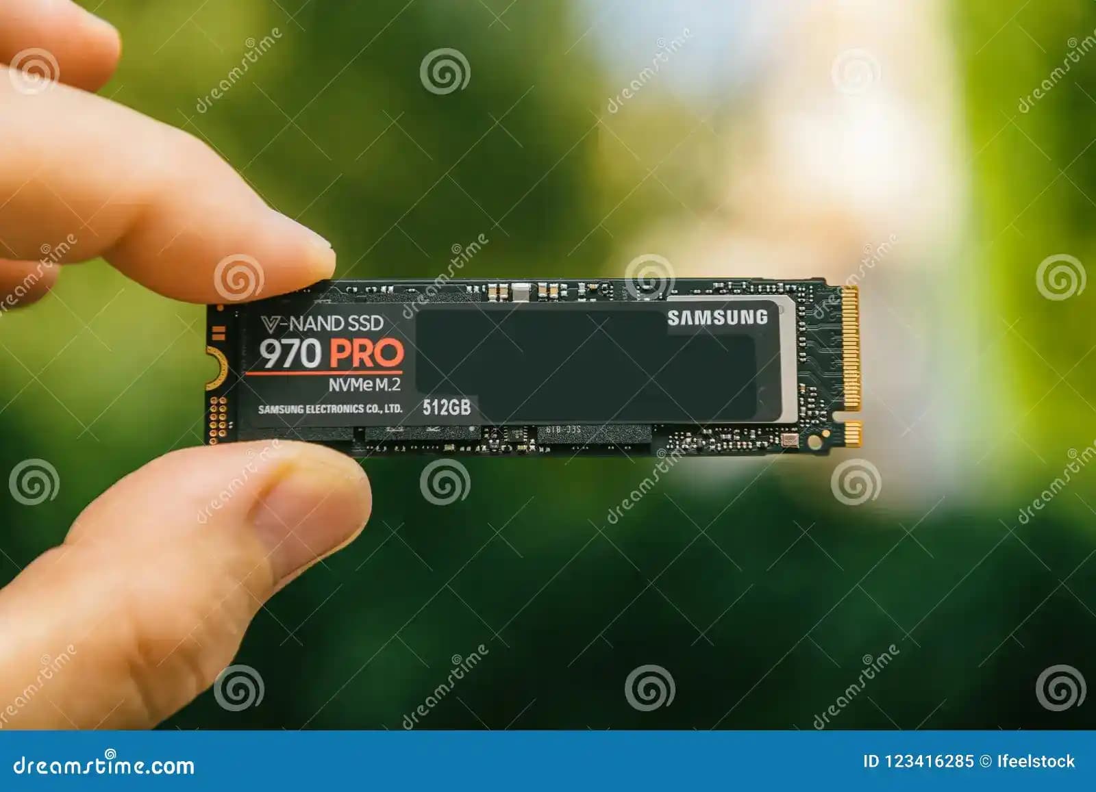 Samsung 870 Pro SSD: Yüksek Performans ve Güvenilirlik Sunan Depolama Çözümü