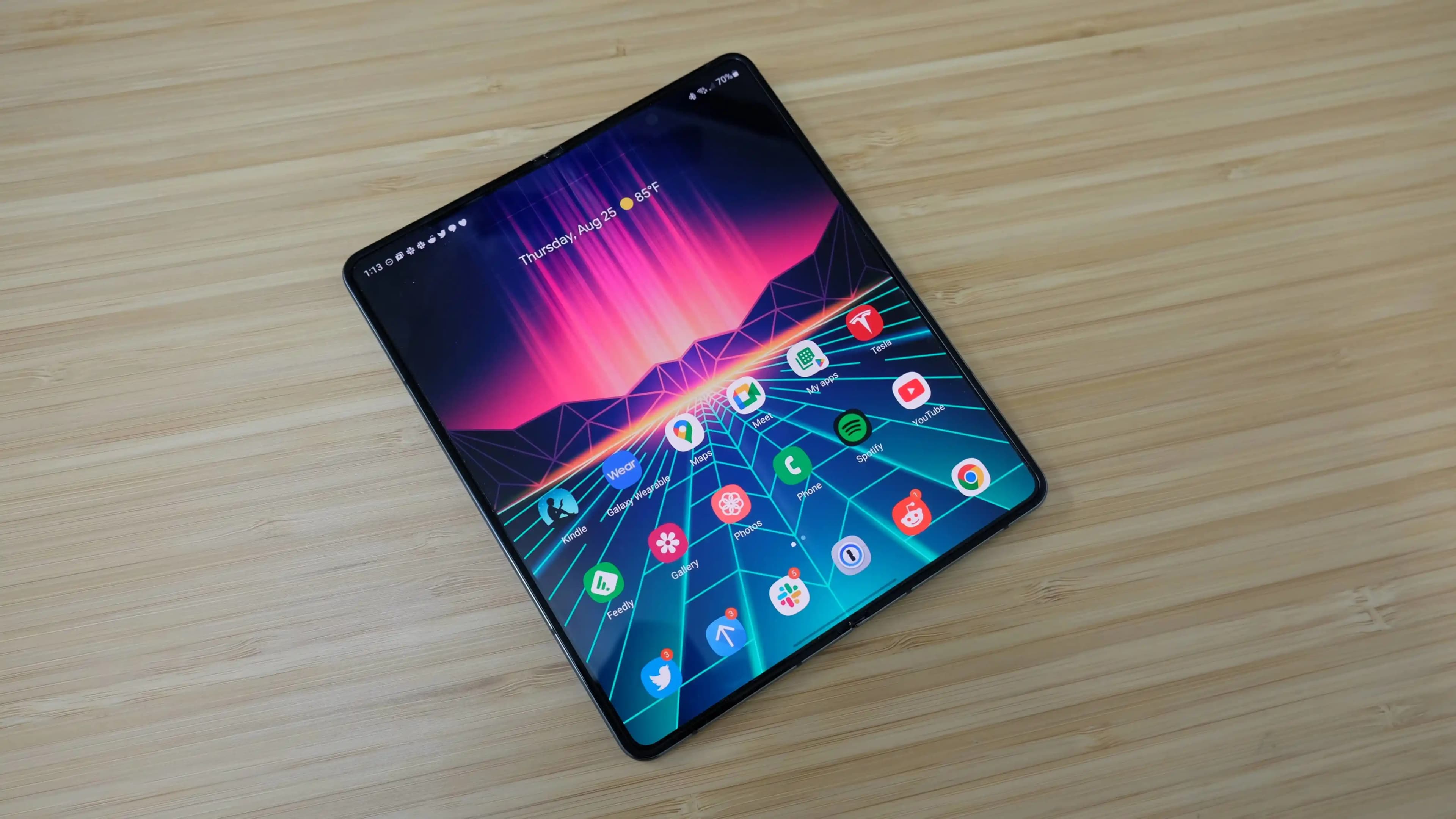 Samsung Galaxy Fold 4 Güncellemeleri ve Kullanıcı Deneyimleri Analizi