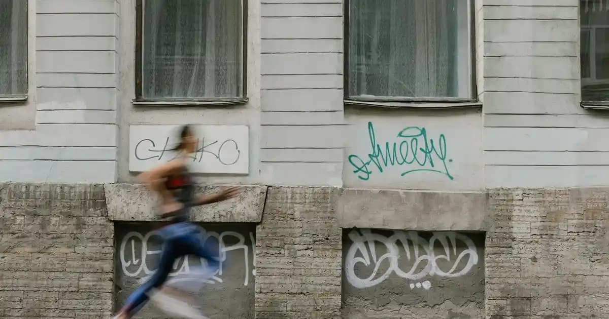 Samsung Note Edge İncelemesi: Kenar Ekranı ile Yenilikçi Akıllı Telefon Özellikleri ve Performansı