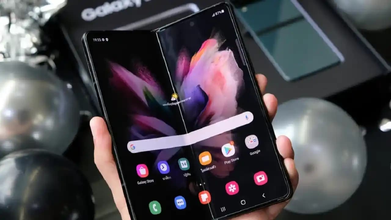Samsung'un En Büyük Ekranlı Akıllı Telefon Modelleri ve Teknolojik Özellikleri
