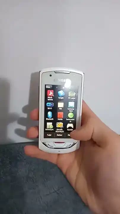 Samsung’un İlk Dokunmatik Telefonu ve Mobil Teknolojideki Devrimsel Etkisi