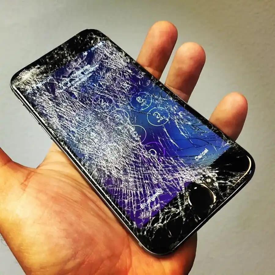 Telefon Ekran Kırılmasının Nedenleri, Belirtileri ve Koruma Yöntemleri