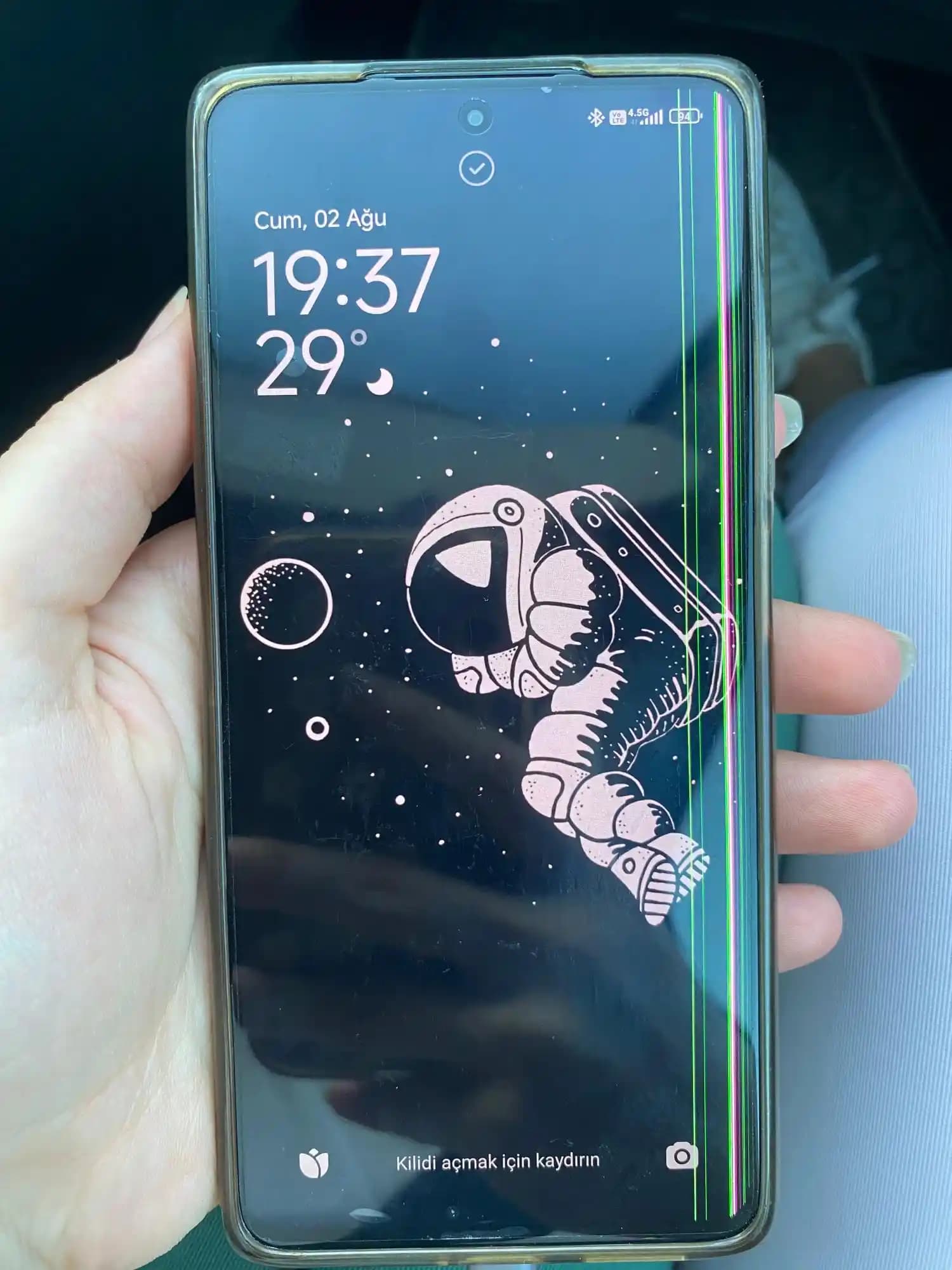 Xiaomi Ekranda Yeşil Çizgi Problemi Nedenleri ve Çözüm Yolları