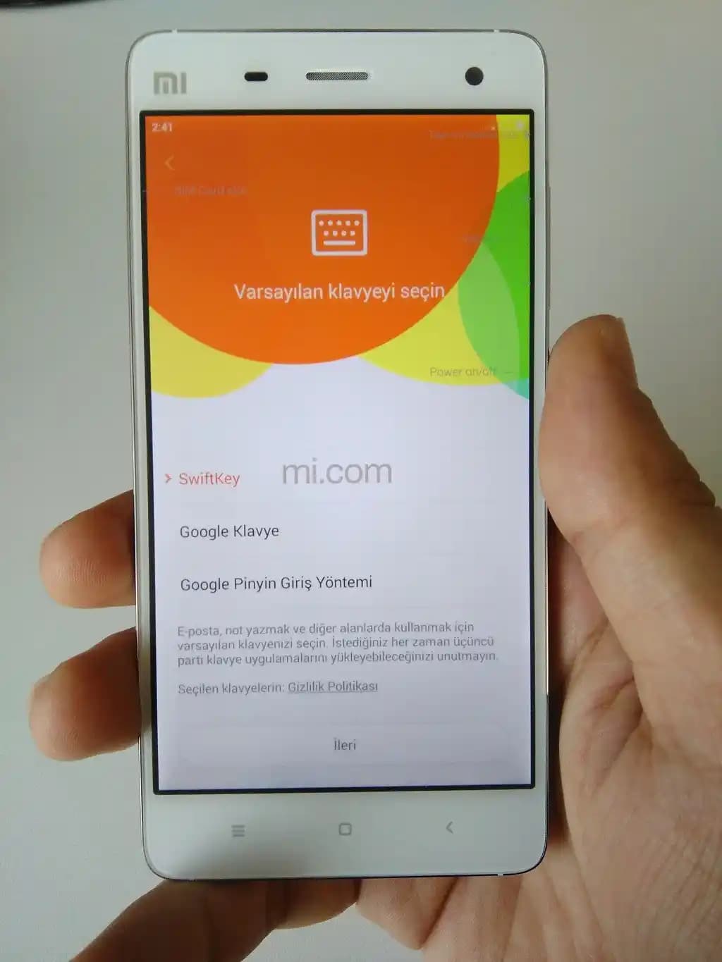 Xiaomi Mi4 Akıllı Telefonun Tasarımı ve Performans Özellikleri Hakkında Detaylı Bilgi