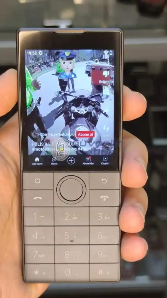 Akıllı Tuşlu Telefonlar: Dayanıklı, Ekonomik ve Kullanımı Kolay Mobil Çözümler