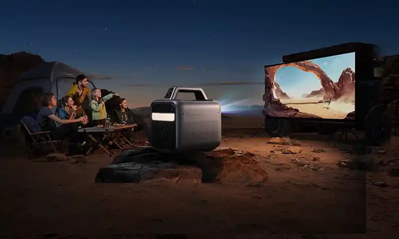 Dış Mekan Projeksiyon Sistemleri: Yüksek Kaliteli Görüntüler ve Dayanıklı Çözümler