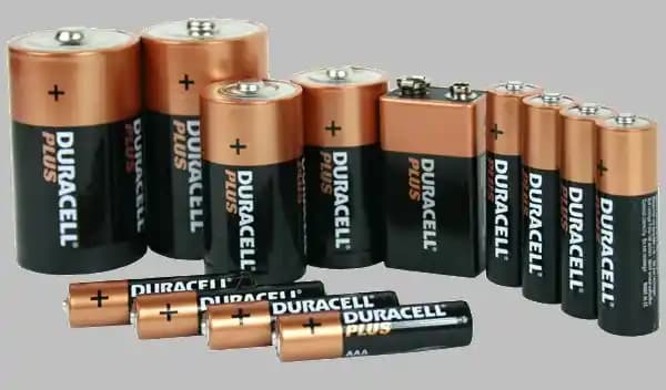 Elektronik Aksesuarlar İçin Güncel Şarjlı Pil Çeşitleri ve Seçim Rehberi