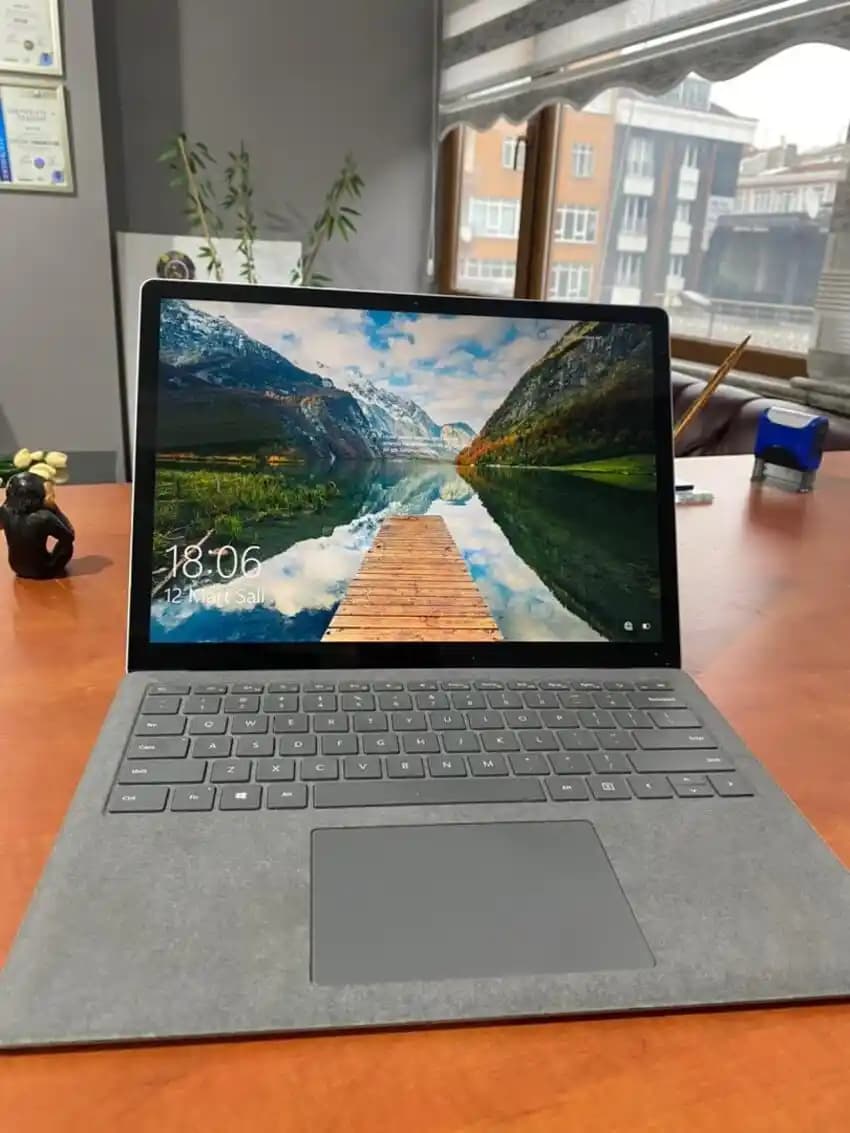 2025'te En Son Model Laptop Seçmenin 6 Şok Edici Sırrı