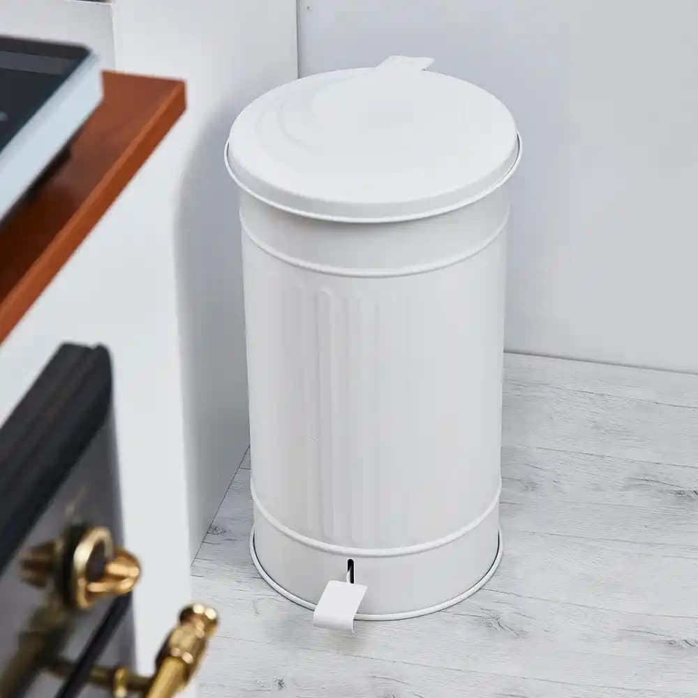 Mutfak İçin Çöp Kovası Seçerken Dikkat Edilmesi Gerekenler ve En İyi Modeller