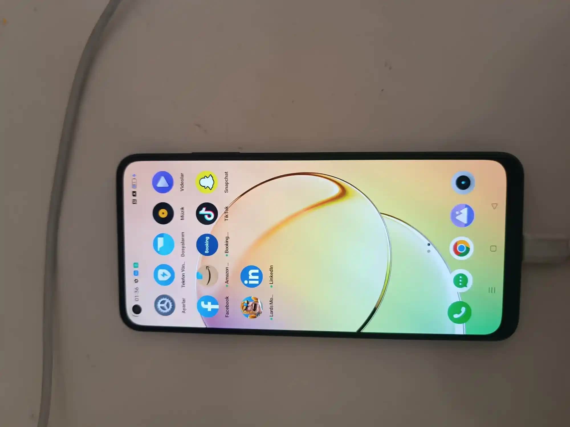 Sıfırlanan Telefonlar ve Elektronik Aksesuarları: Güvenli ve Verimli Kullanım Rehberi