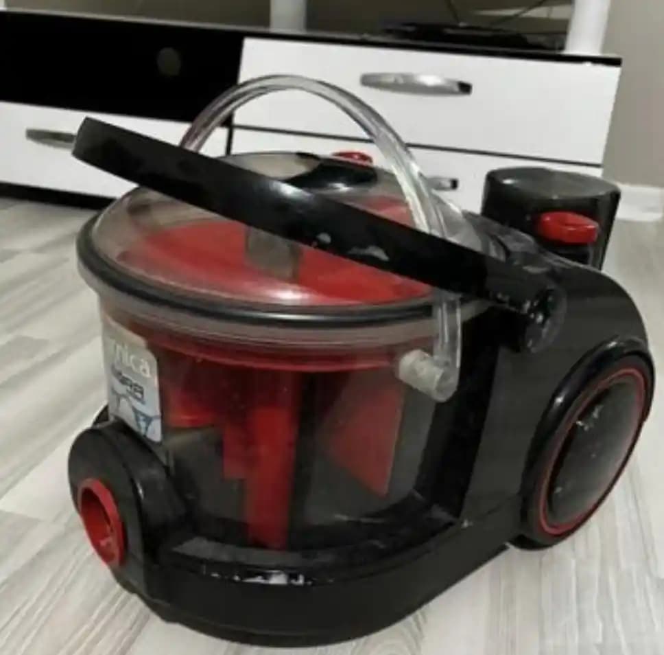 Sulu El Süpürgesi: Geleneksel ve Modern Temizlik Çözümünün Özellikleri ve Avantajları