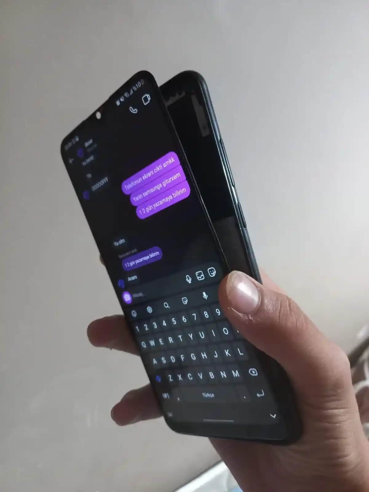 Telefon Ekranı Kendi Kendine Hareket Ediyor Nedenleri ve Çözüm Yolları