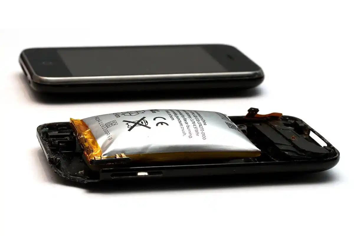 Telefon Pili Şişmesi Nedenleri ve Güvenli Çözüm Yolları Hakkında Detaylı Bilgi