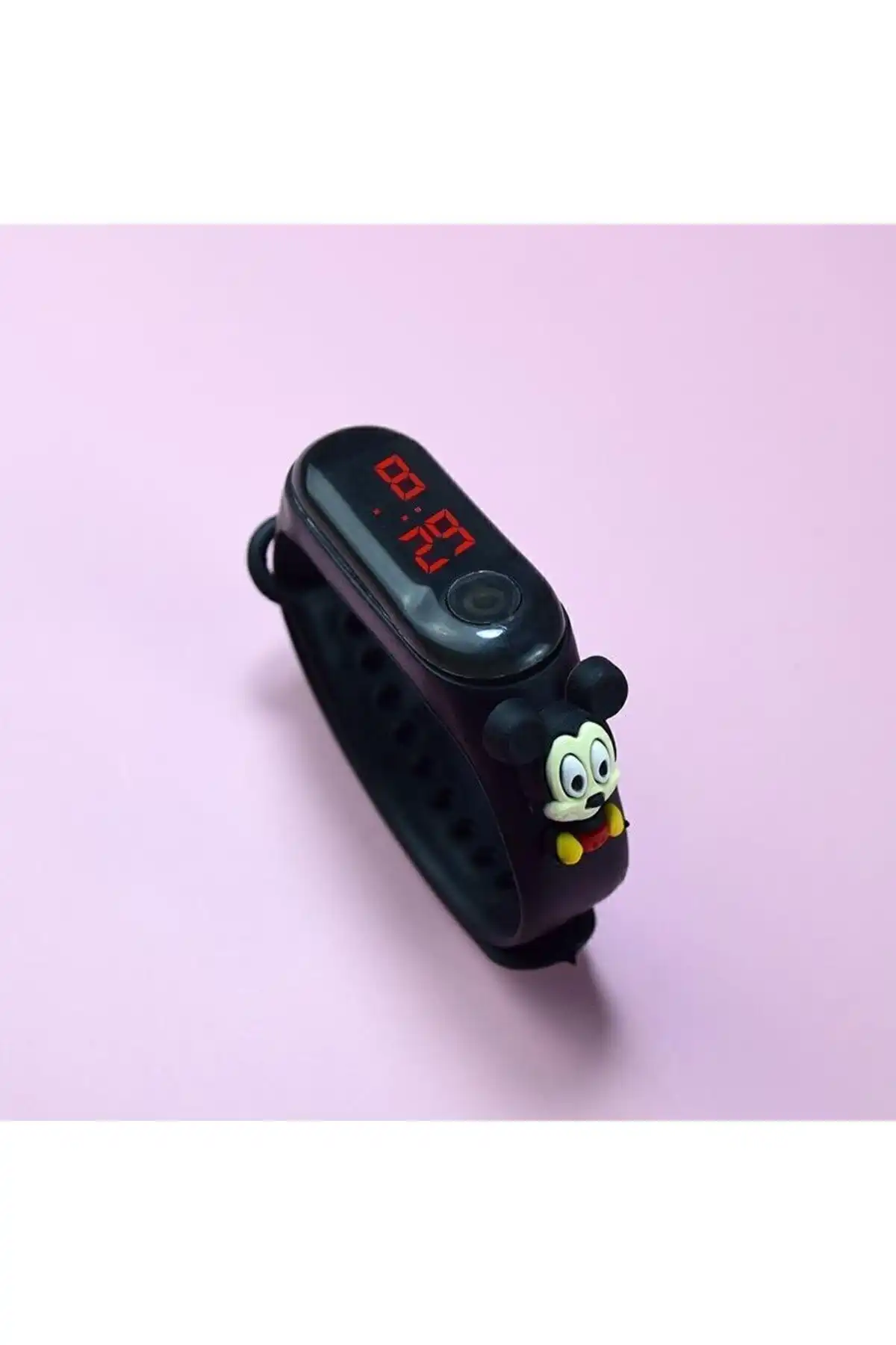 DZC Kuzenler AVM Kol Saatleri Karşılaştırması: Dijital ve Hello Kitty Modelleri